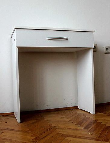 Sto za šminkanje 70cm